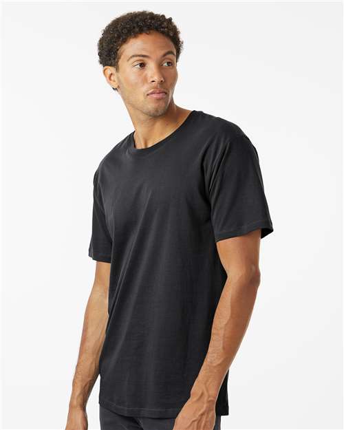 Black Classic T-Shirt - 200