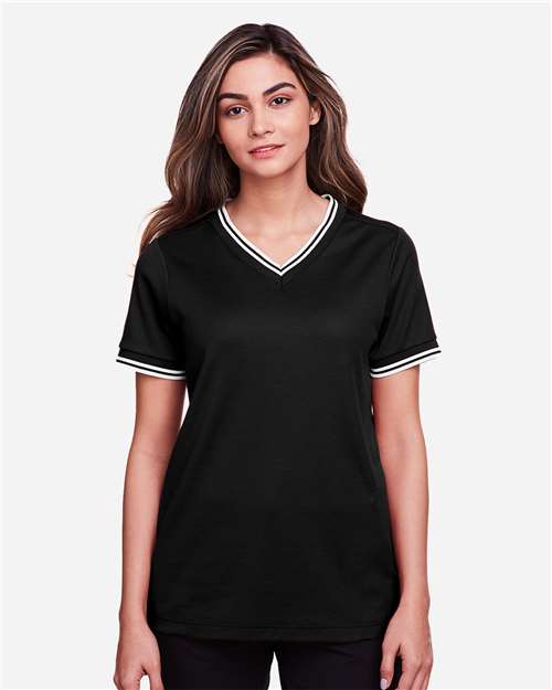 Black/ White Women's CrownLux Performance® Plaited Tipped V-Neck Shirt - DG20CW