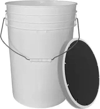 Champion Sports Buc6 6 Gallon Ball Bucket - Ea