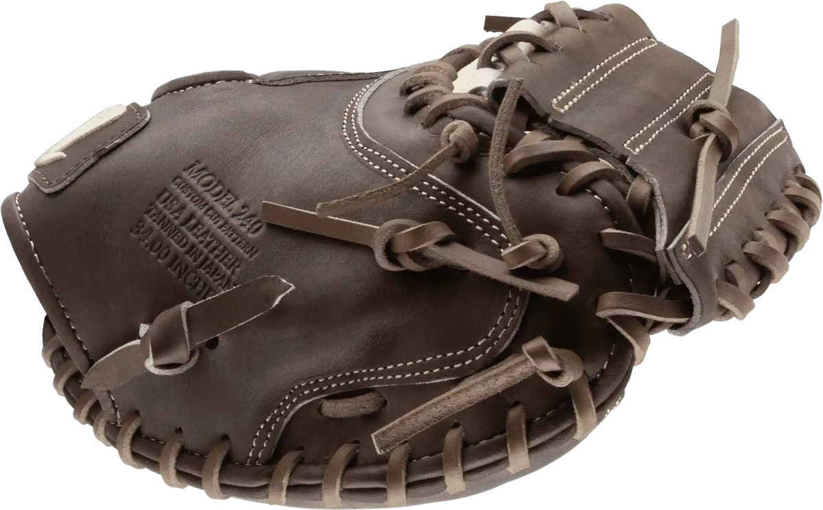 Marucci Cypress m Type 240c1 34.00’’ Catcher’s Mitt - Gumbo Camel - Coffee / Right Throw