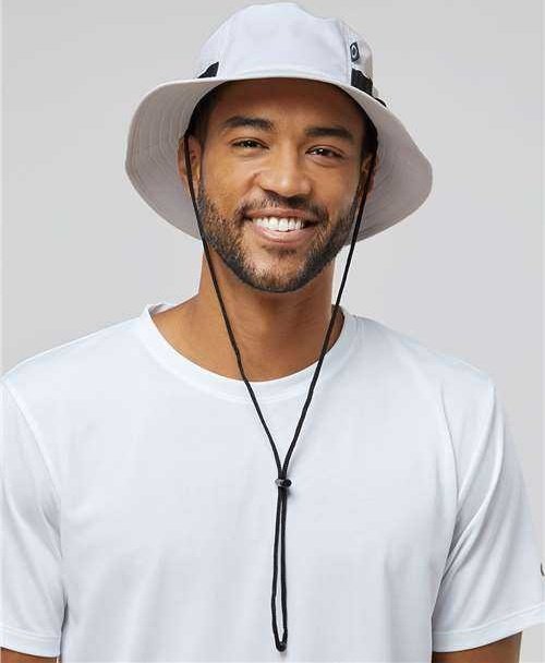 White oakley hat cheap