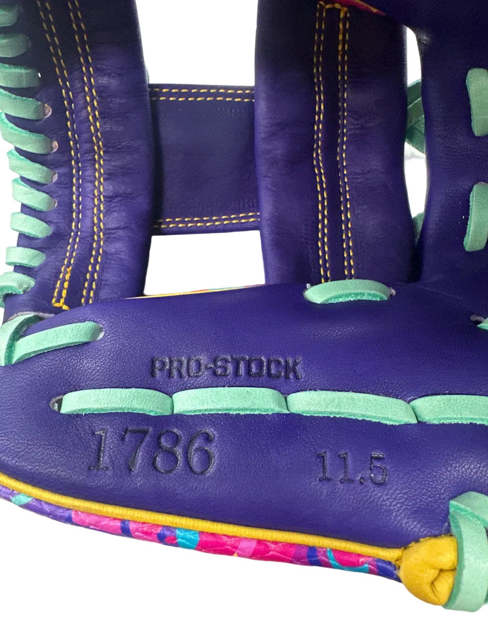 Wilson A2000 1786 11.50" Infield Glove Jan 2026 GOTM WBW104643115 - Grafiti