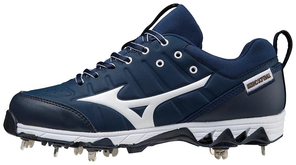 Mizuno 9-Spike Swift 7 Low Women's Metal Softball Cleats for Ultimate Performance - Navy