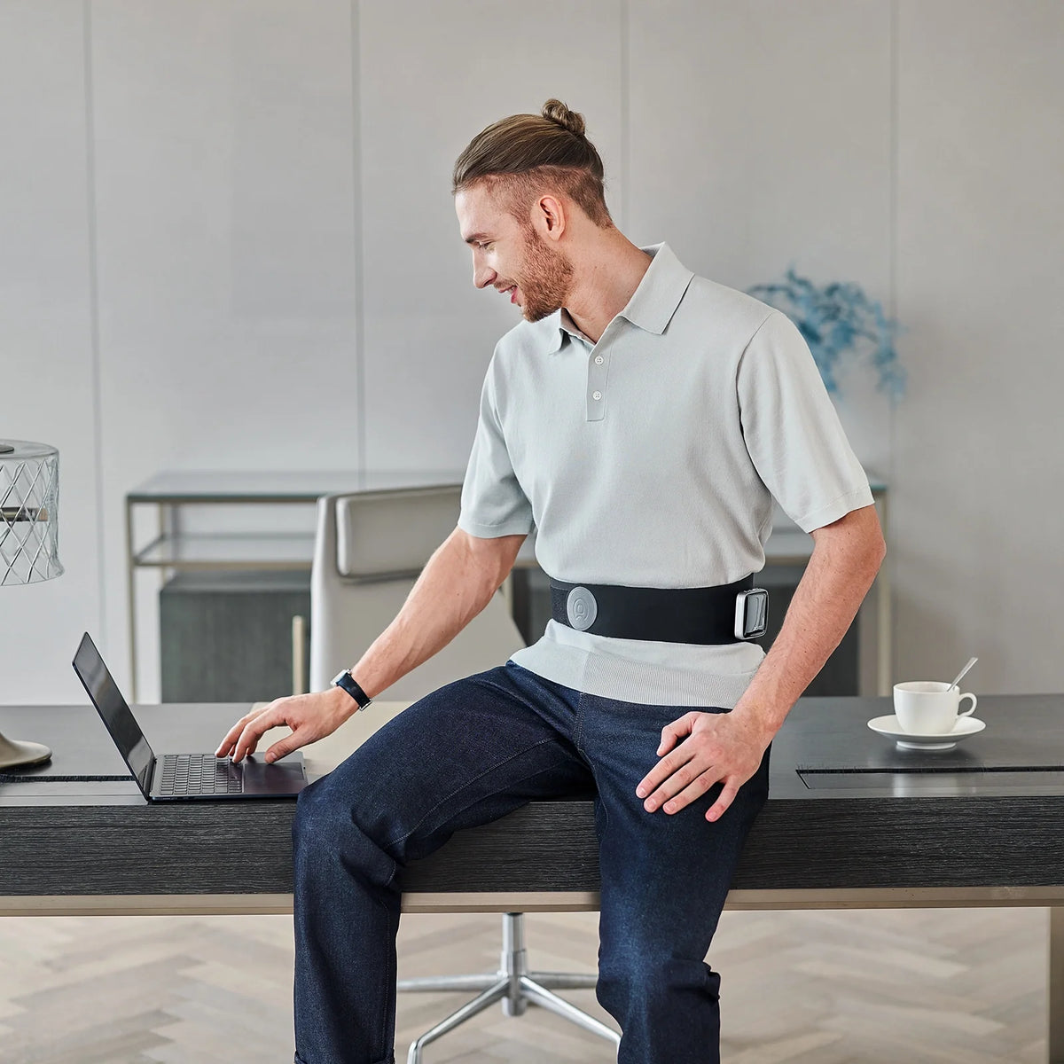 NeuroPulse Back Massager