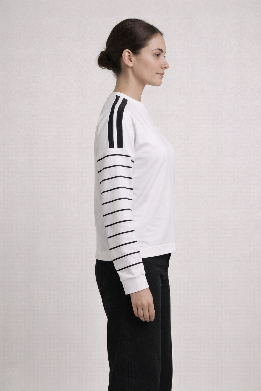 Black/White MOOD & VIBE LADIES STRIPE CREW