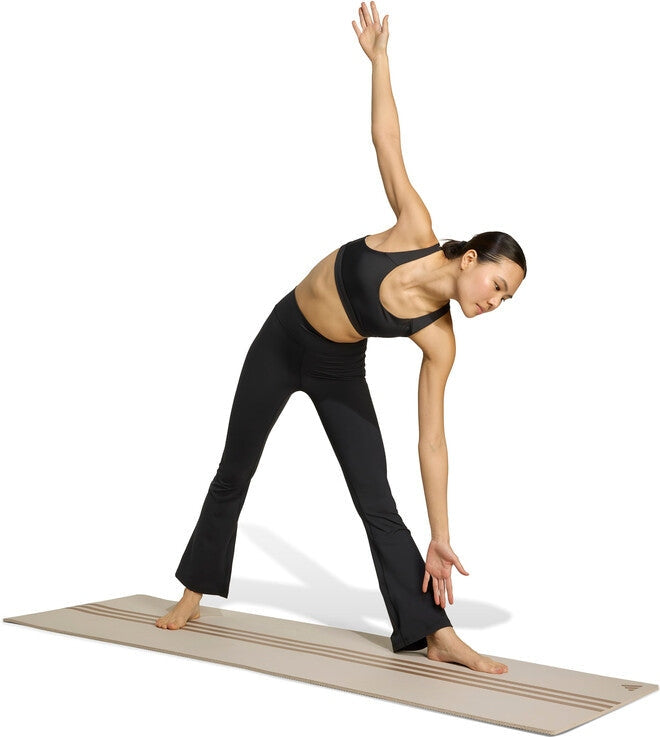 Adidas All me Essentials Flare Legging (w)