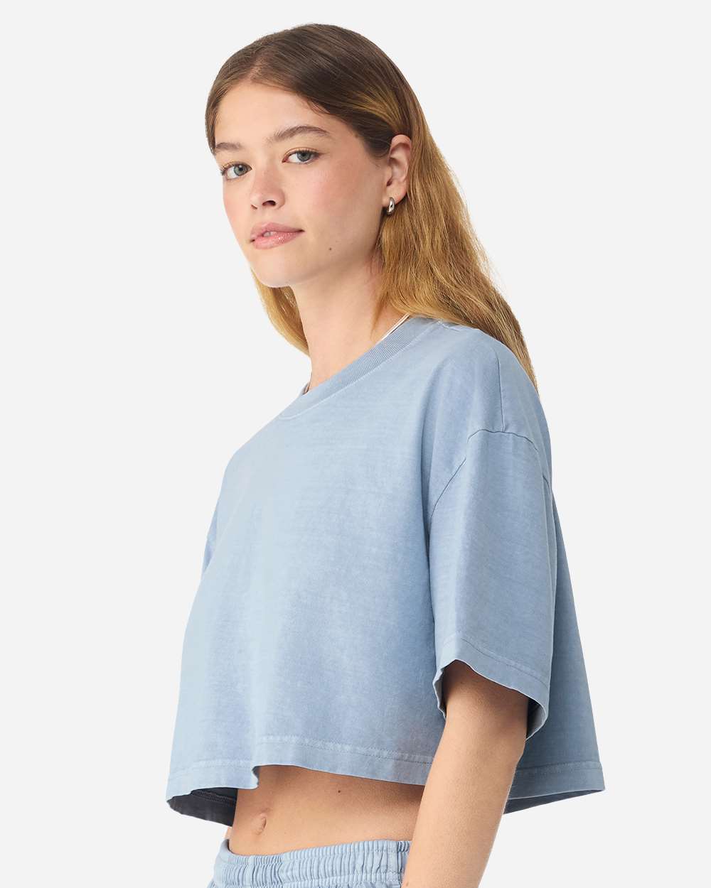 Bella + Canvas 6882gd Women’s Garment-dyed Cropped Tee - Light Washed Denim