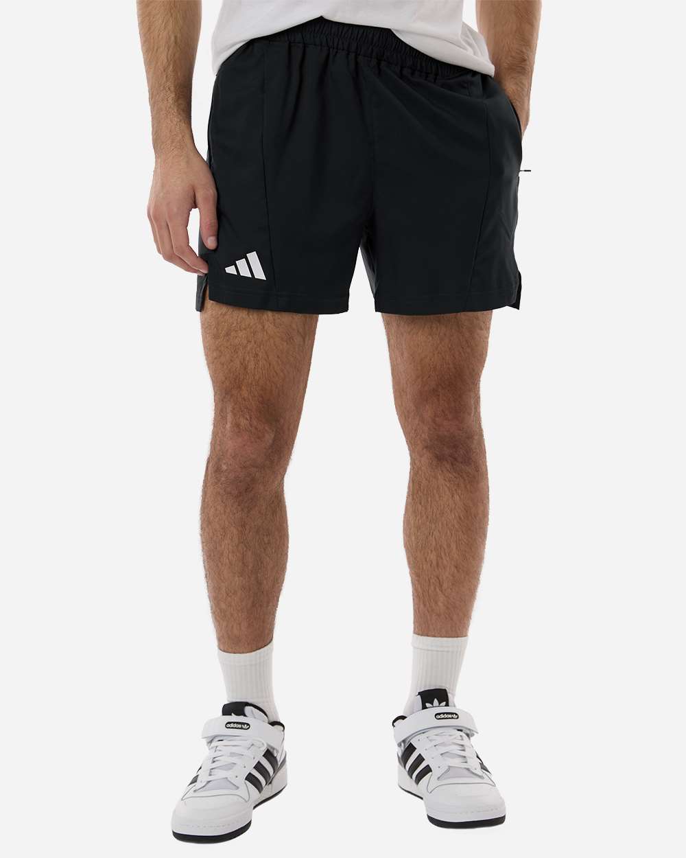 Black/ White Men's D4T Woven 7" Shorts - AT304