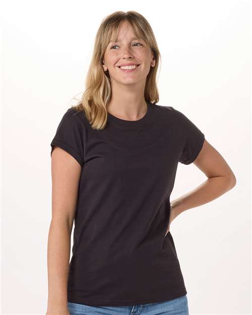Black Women&#39;s Essential T-shirt - BW2104