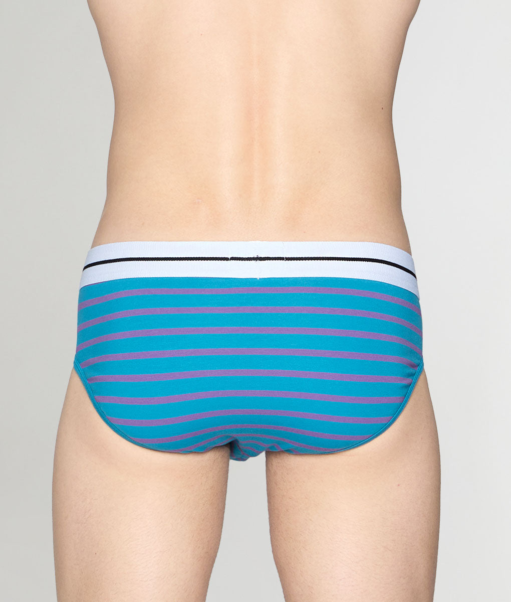 Bluebuck Nautical 25 Brief