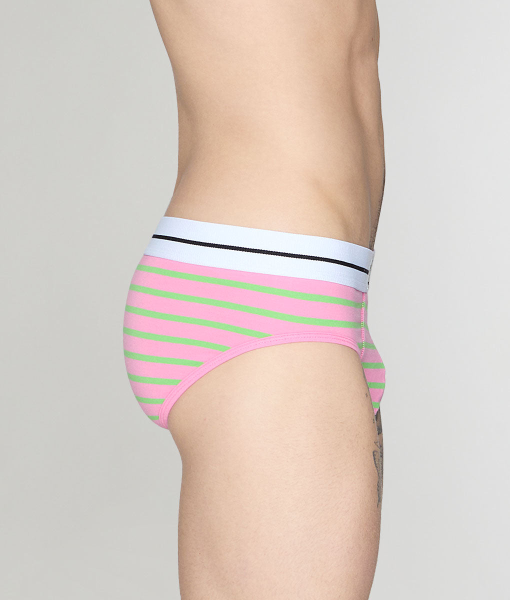 Bluebuck Nautical 25 Brief