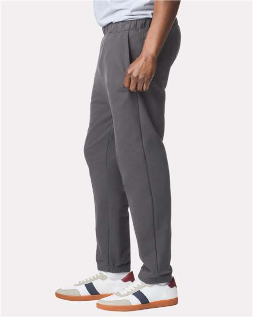 Charcoal Softstyle® Midweight Pocket Sweatpants - SF100