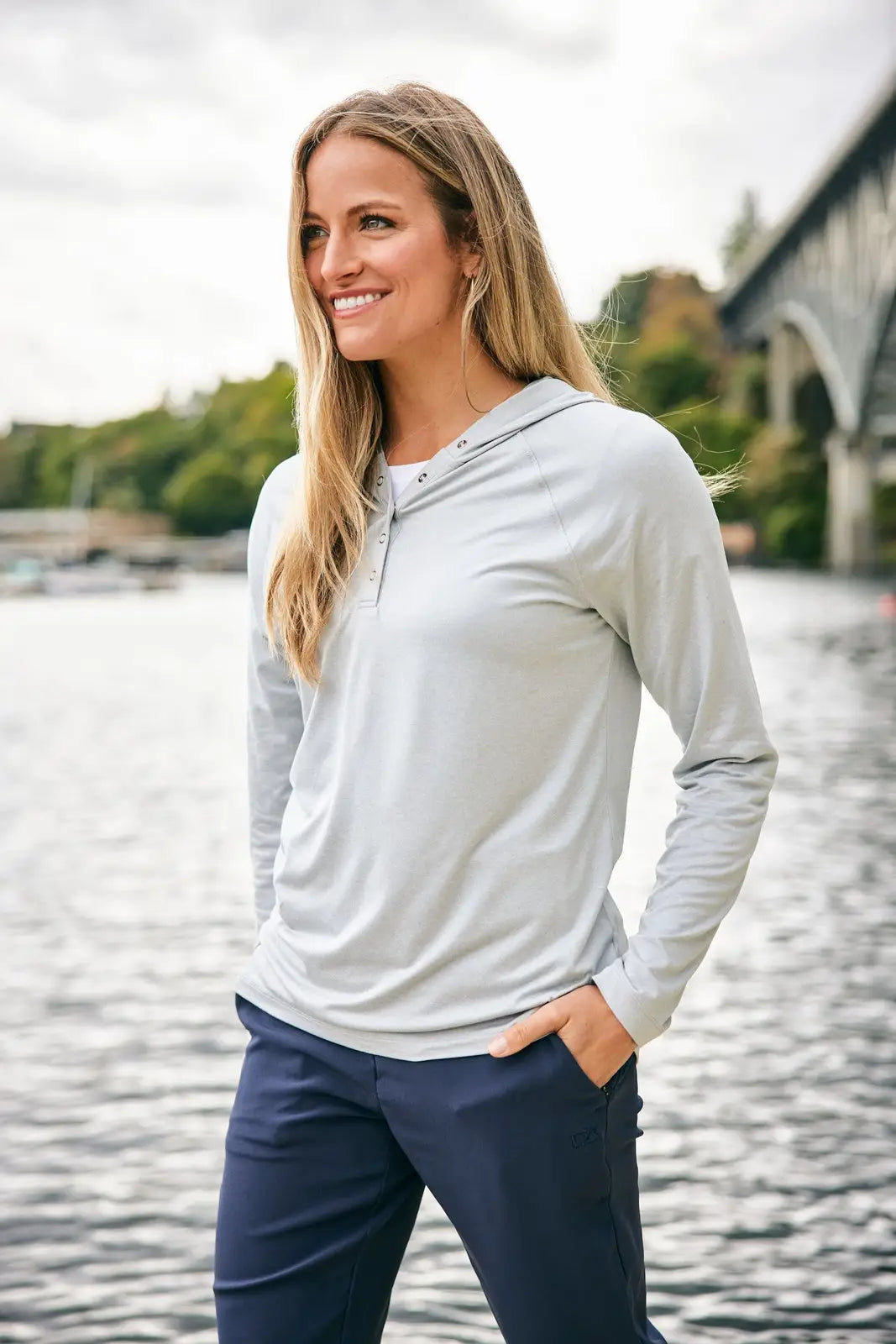 Cutter & Buck Lck00184 Coastline Epic Comfort Recycled Womens Hooded Shirt - Concrete