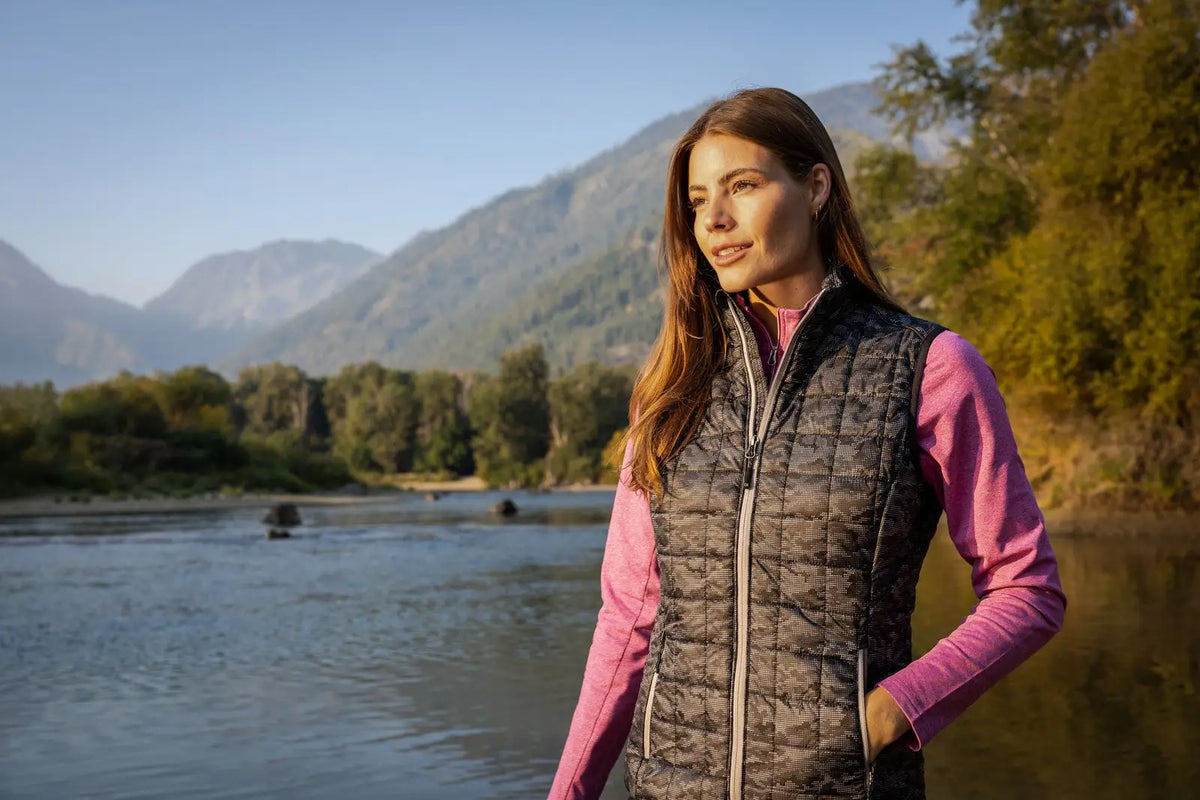 Cutter & Buck Lco00054 Rainier Primaloft® Womens Eco Insulated Full Zip Printed Puffer Vest - Black