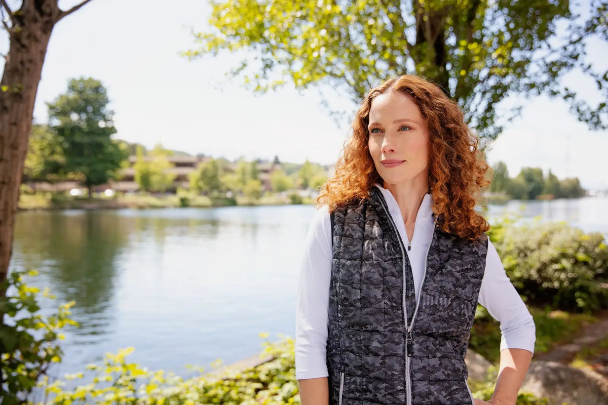 Cutter & Buck Lco00054 Rainier Primaloft® Womens Eco Insulated Full Zip Printed Puffer Vest - Black