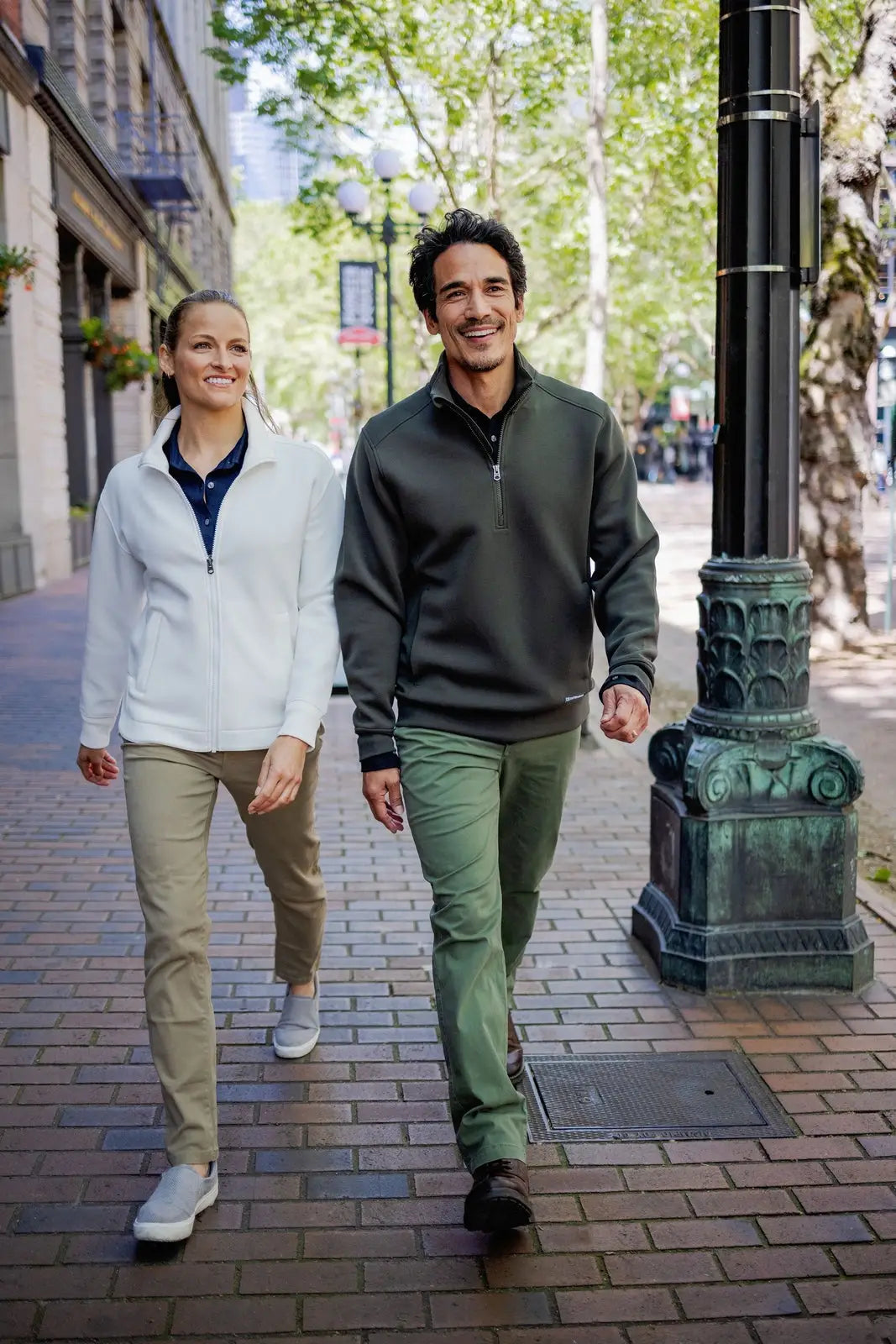 Cutter & Buck Mck01308 Roam Epic Versatility Recycled Quarter Zip Mens Pullover - Poplar