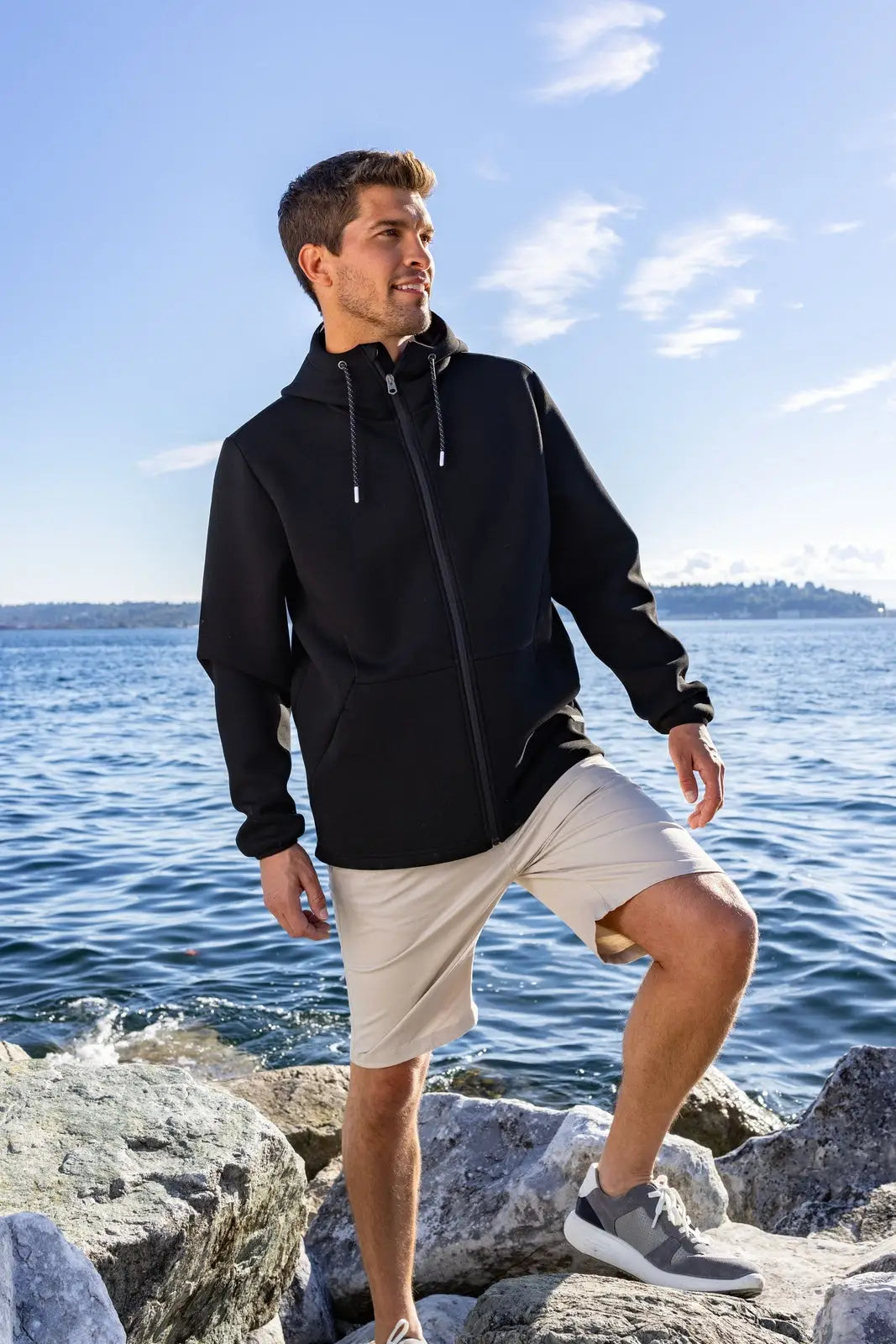 Cutter & Buck Mck01345 Roam Epic Versatility Recycled Mens Full Zip Hooded Jacket - Black
