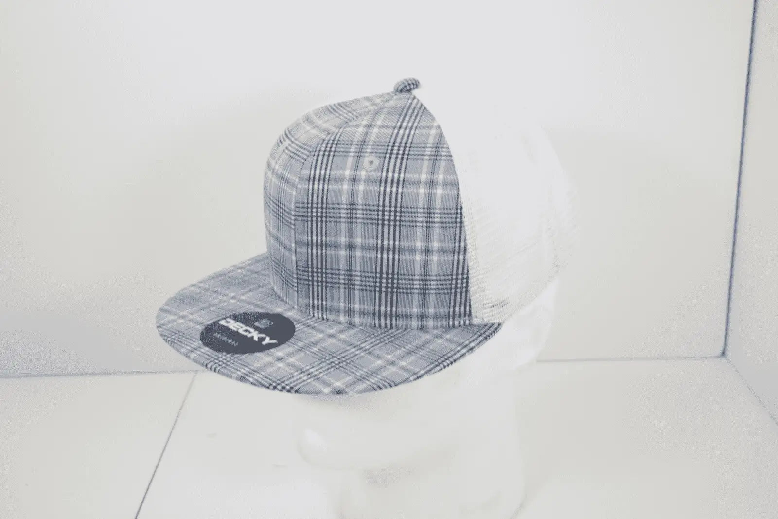 Decky 6015 H/c Plaid Cap - White 163