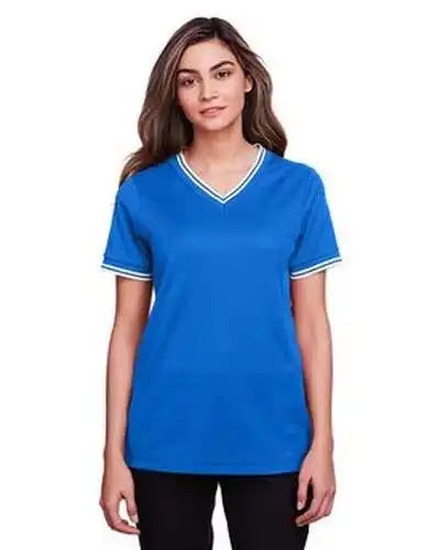 Devon & Jones Dg20cw Ladies’ Crownlux Performance Plaited Tipped v Neck Polo French Blue White
