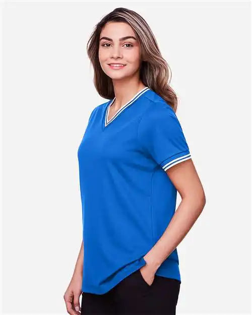 Devon &amp; Jones Dg20cw Women’s Crownlux Performance® Plaited Tipped V-neck Shirt - French Blue White