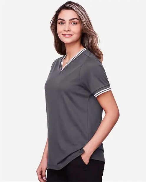 Devon & Jones Dg20cw Women’s Crownlux Performanceâ Plaited Tipped V-neck Shirt - Graphite White