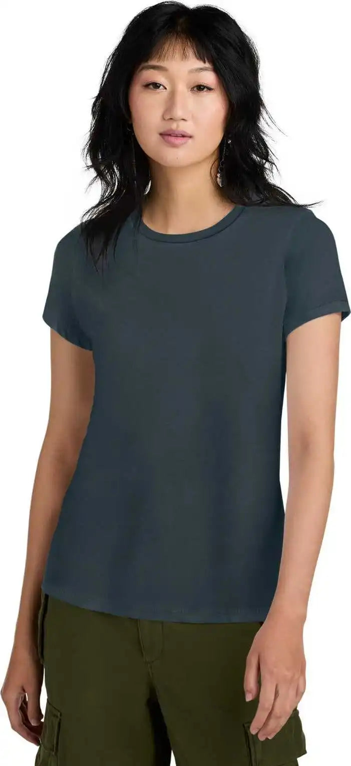 District Dm104l Women’s Perfect Weight Tee - Deepstlblu