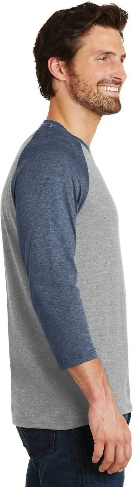 District Dm136 Perfect Tri 3/4 Sleeve Raglan Navy Frost Gray