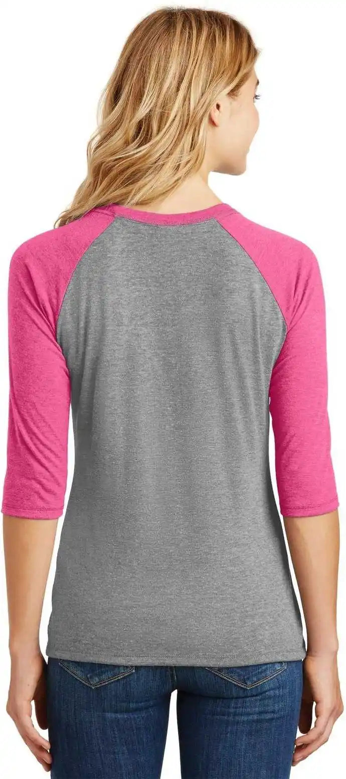 District Dm136l Women’s Perfect Tri 3/4 Sleeve Raglan Fuchsia Frost Gray