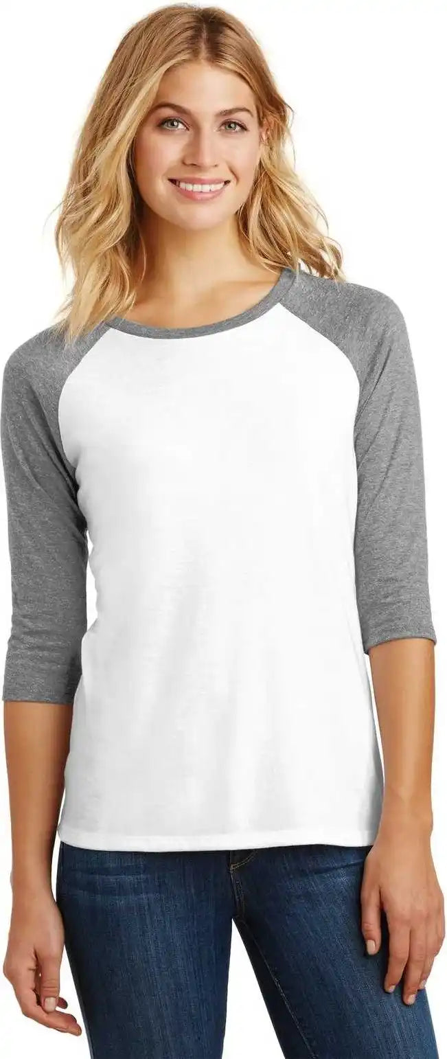 District Dm136l Women’s Perfect Tri 3/4 Sleeve Raglan Gray Frost White