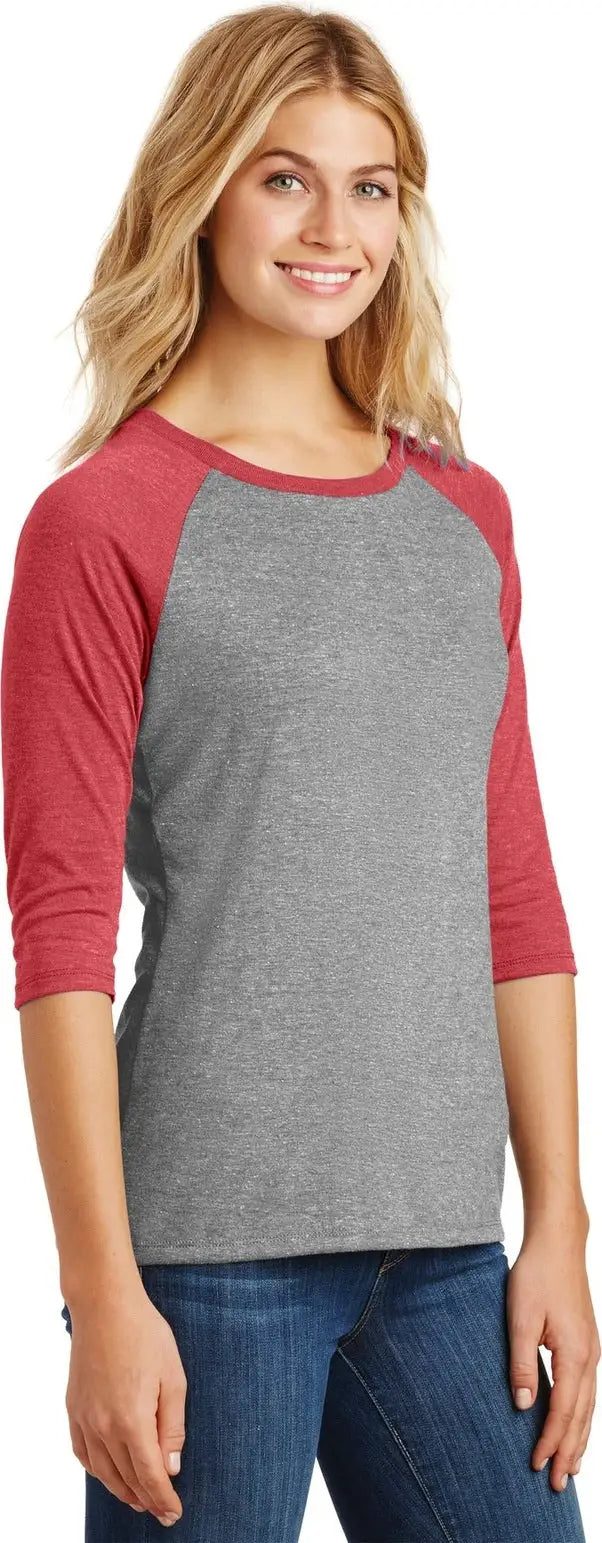District Dm136l Women’s Perfect Tri 3/4-sleeve Raglan - Red Frost Gray