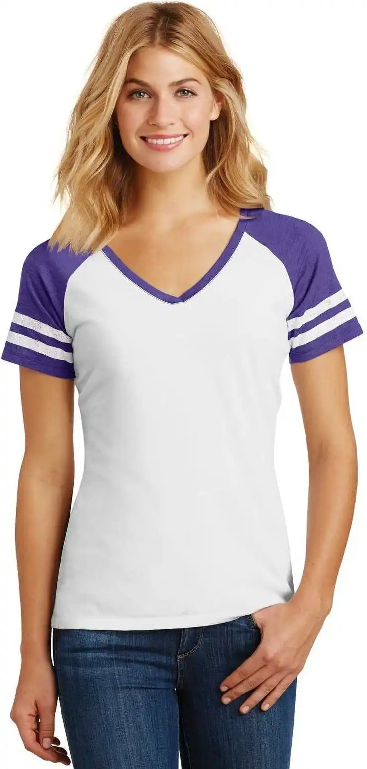 District Dm476 Women’s Game V-neck Tee - White Heathered Purple