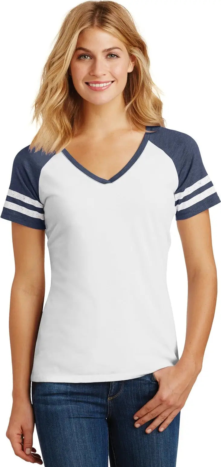 District Dm476 Women’s Game V-neck Tee - White Heathered True Navy