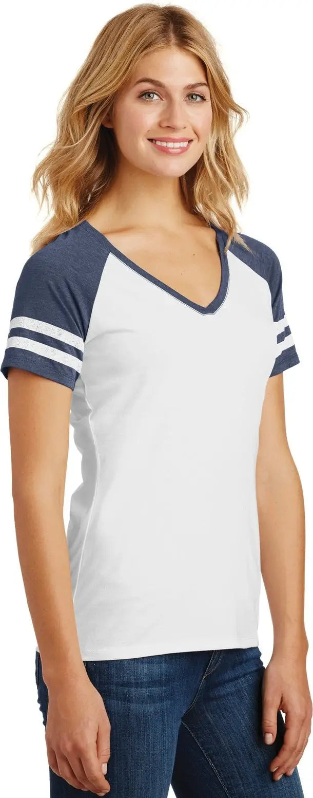 District Dm476 Women’s Game V-neck Tee - White Heathered True Navy