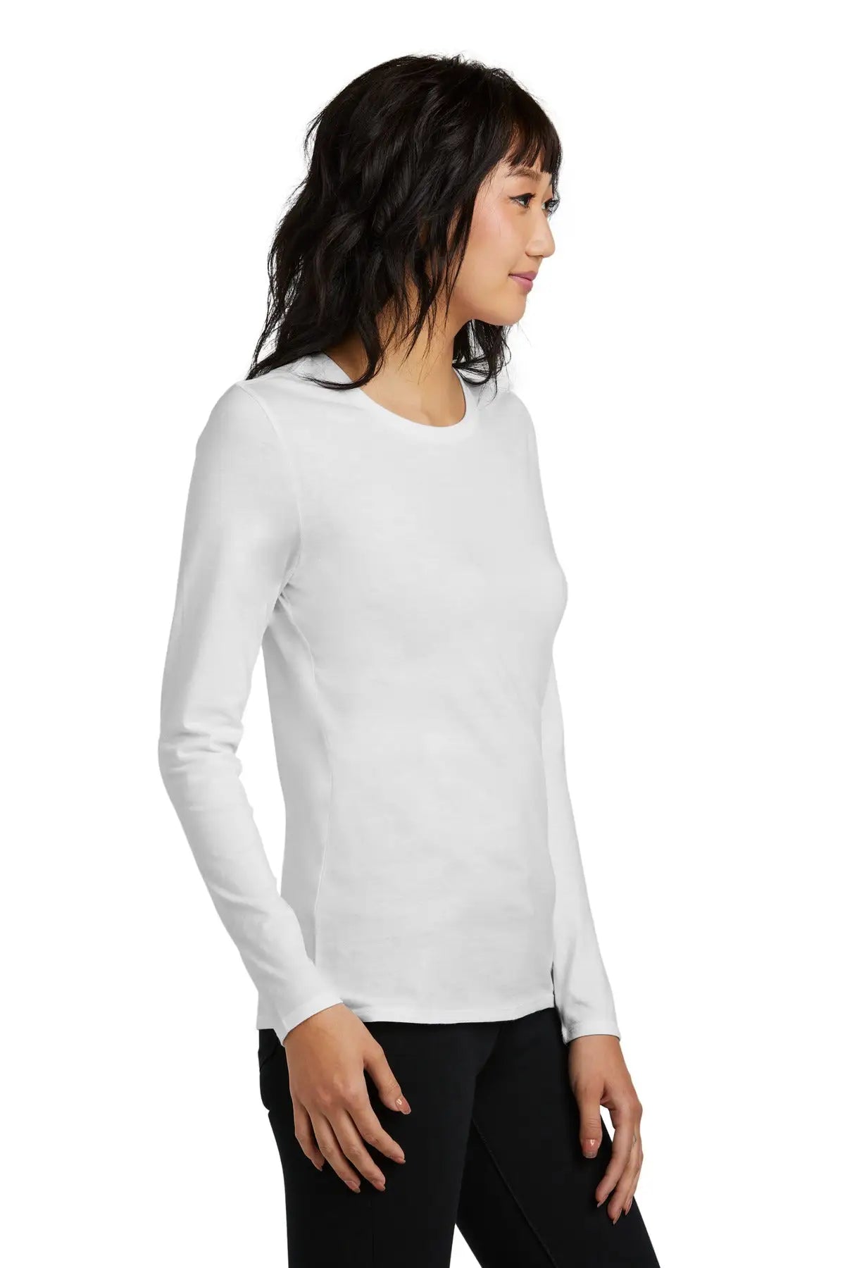 District Dt110 Women’s Perfect Blend Cvc Long Sleeve Tee - White