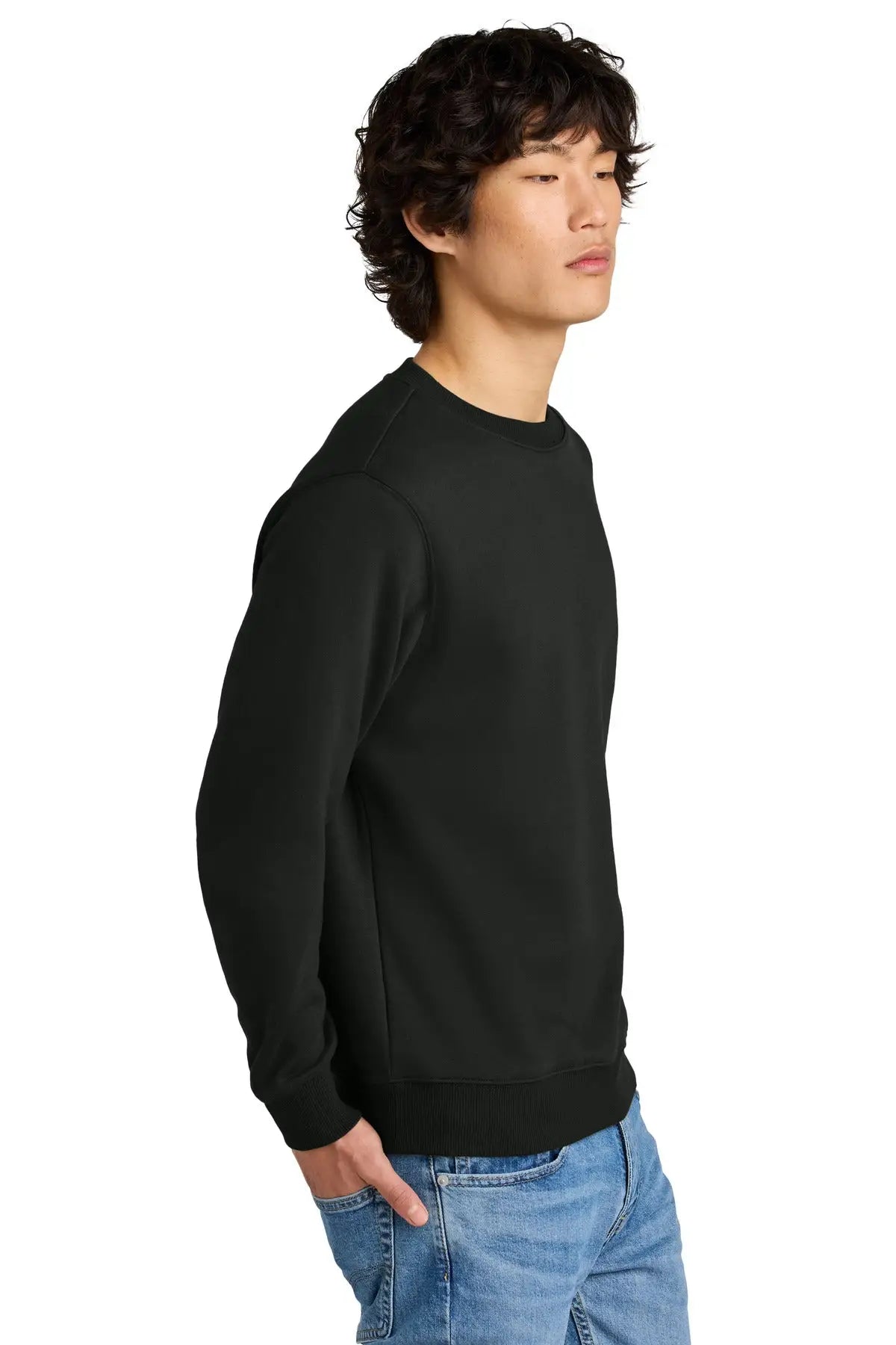District Dt1106 Perfect Weight Fleece Crew - Jet Black