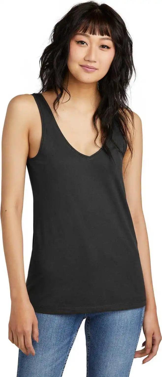 District Dt154 Women’s Perfect Blend Cvc V-neck Tank - Black