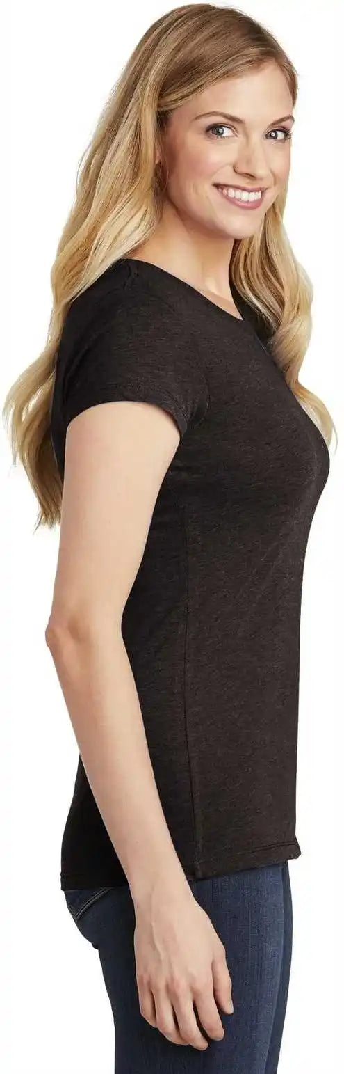District Dt155 Women’s Fitted Perfect Tri Tee Black Frost