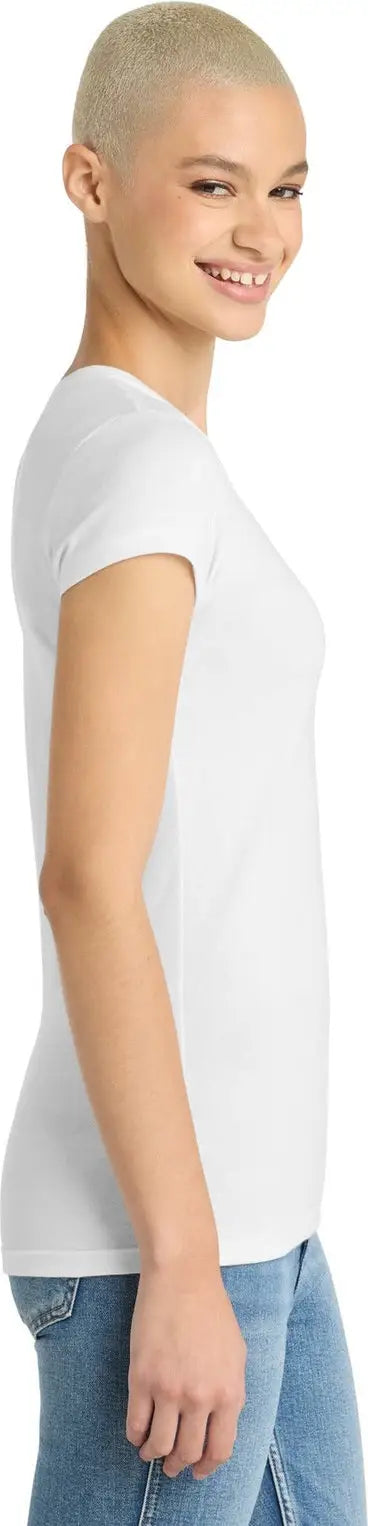 District Dt155 Women’s Fitted Perfect Tri Tee - White
