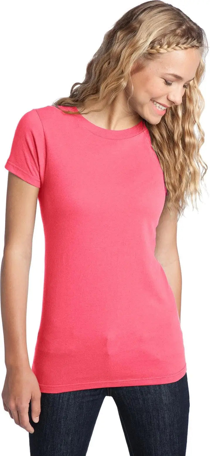 District Dt5001 Women’s Fitted the Concert Tee - Neon Pink - Ladies Xs