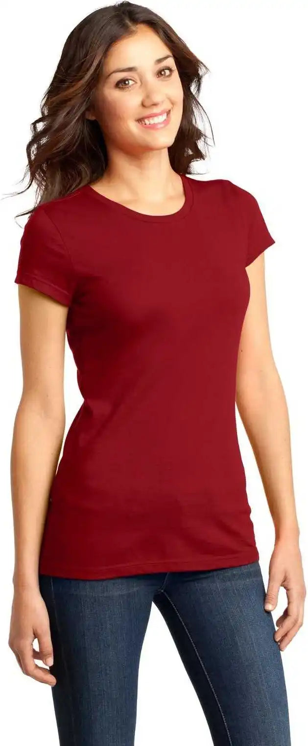 District Dt6001 Women’s Fitted Very Important Tee Classic Red
