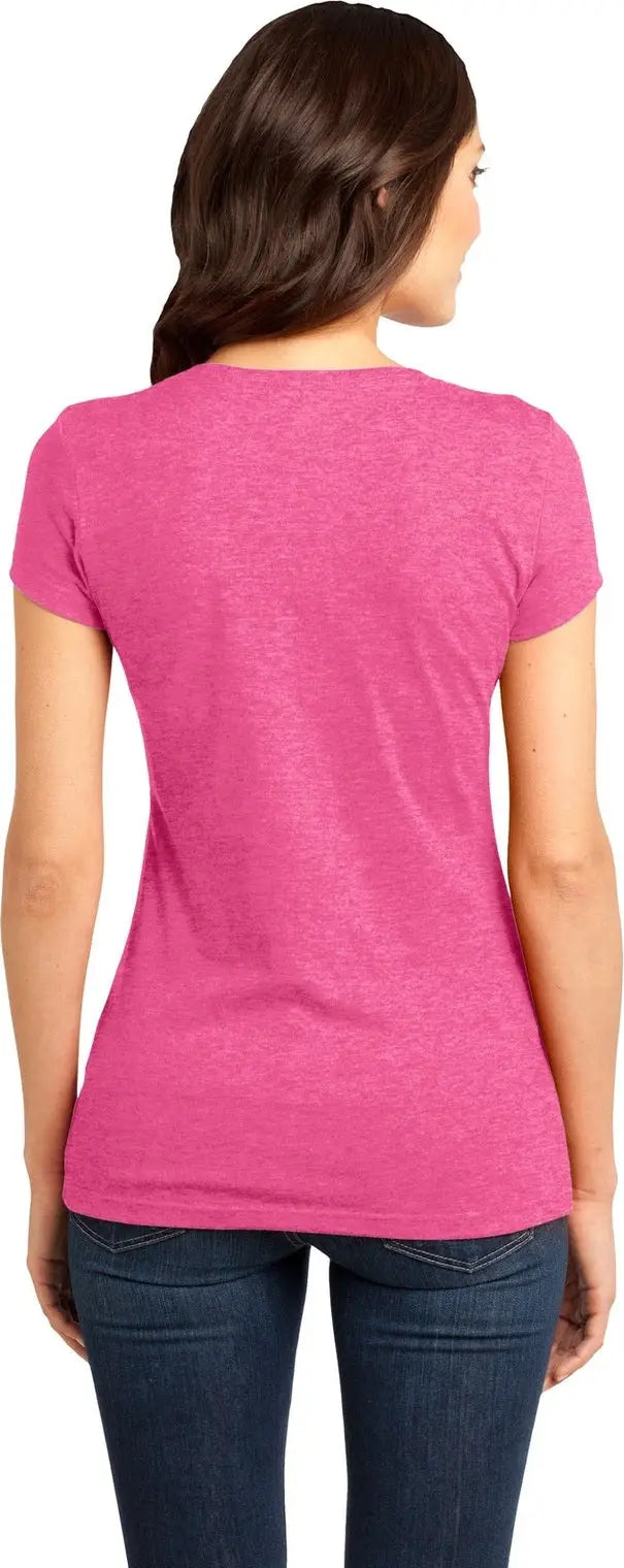 District Dt6001 Women’s Fitted Very Important Tee - Fuchsia Frost