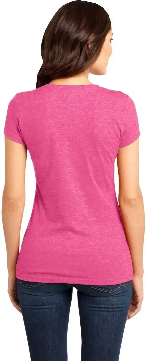 District Dt6001 Women’s Fitted Very Important Tee - Fuchsia Frost
