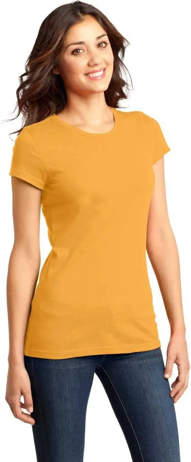 District Dt6001 Women’s Fitted Very Important Tee - Gold