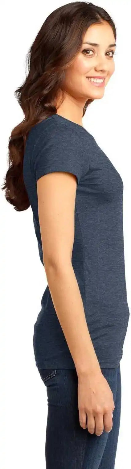 District Dt6001 Women’s Fitted Very Important Tee Heathered Navy