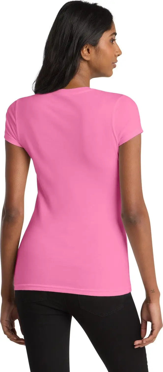 District Dt6001 Women’s Fitted Very Important Tee - True Pink