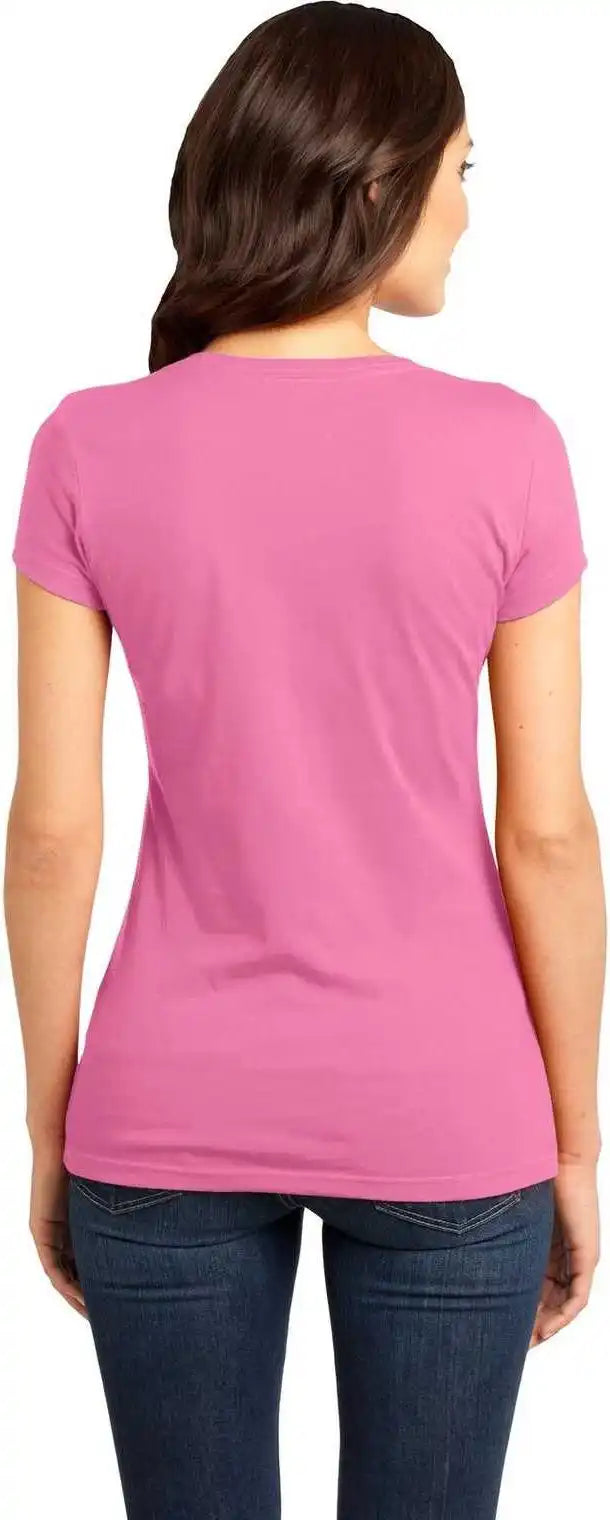 District Dt6001 Women’s Fitted Very Important Tee - True Pink