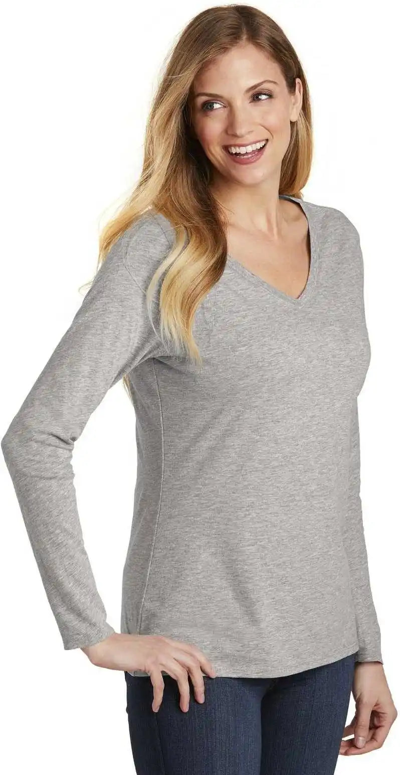 District Dt6201 Women’s Very Important Tee Long Sleeve v Neck Light Heather Gray