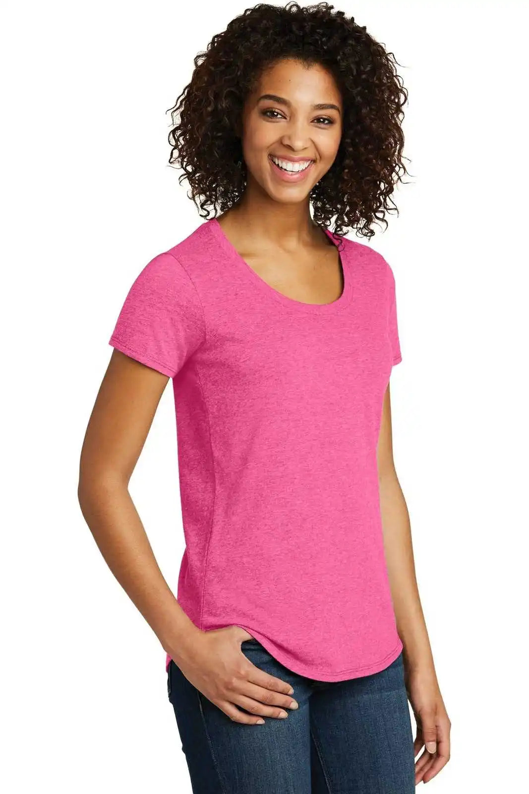 District Dt6401 Women’s Fitted Very Important Tee Scoop Neck - Fuchsia Frost