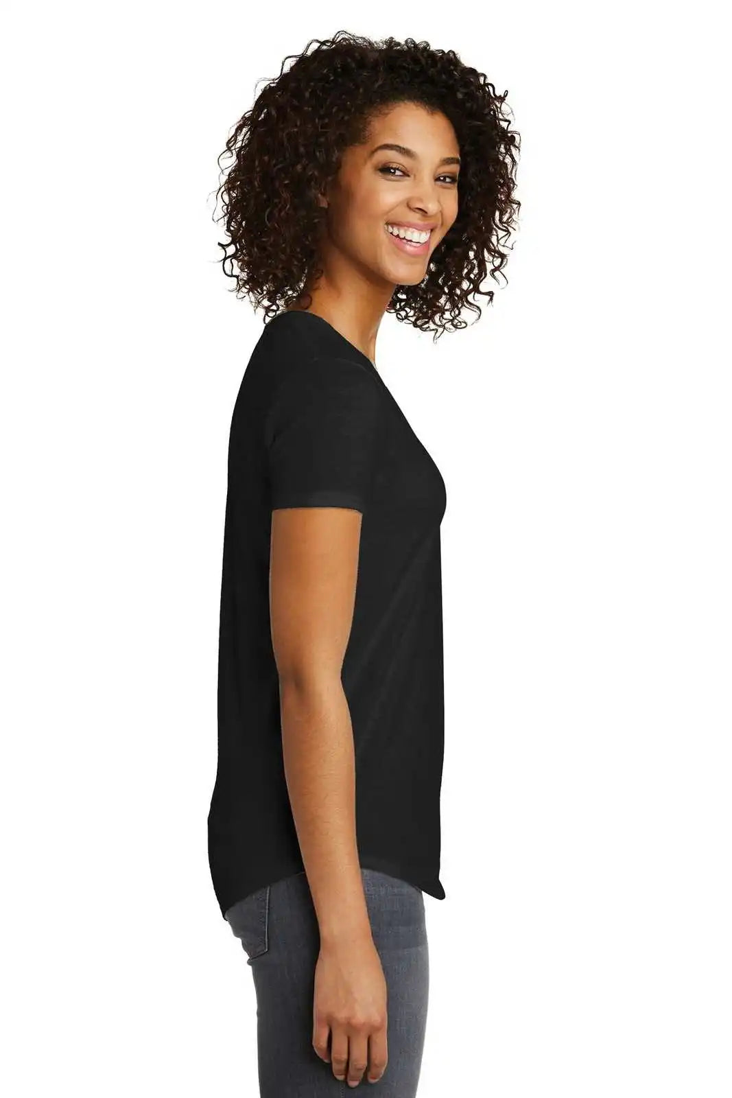 District Dt6401 Women’s Fitted Very Important Tee Scoop Neck - Black