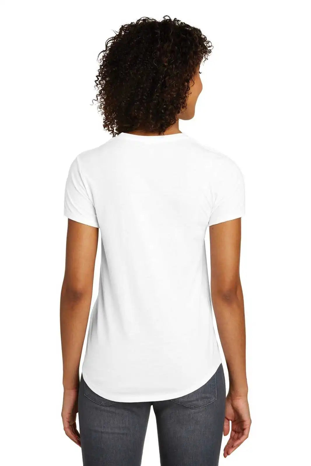 District Dt6401 Women’s Fitted Very Important Tee Scoop Neck - White
